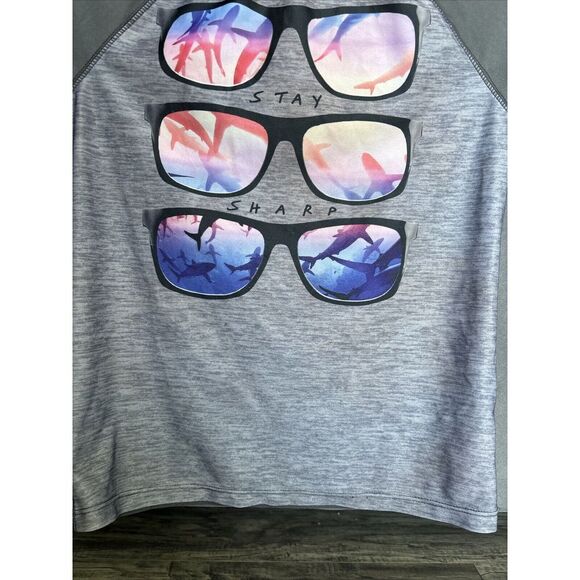 Boy's Swim Top Rash Guard‎ Size 8 Old Navy Shark Print - Picture 6 of 8